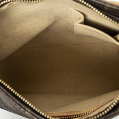Louis Vuitton Brown Monogram Canvas Messenger — view 9