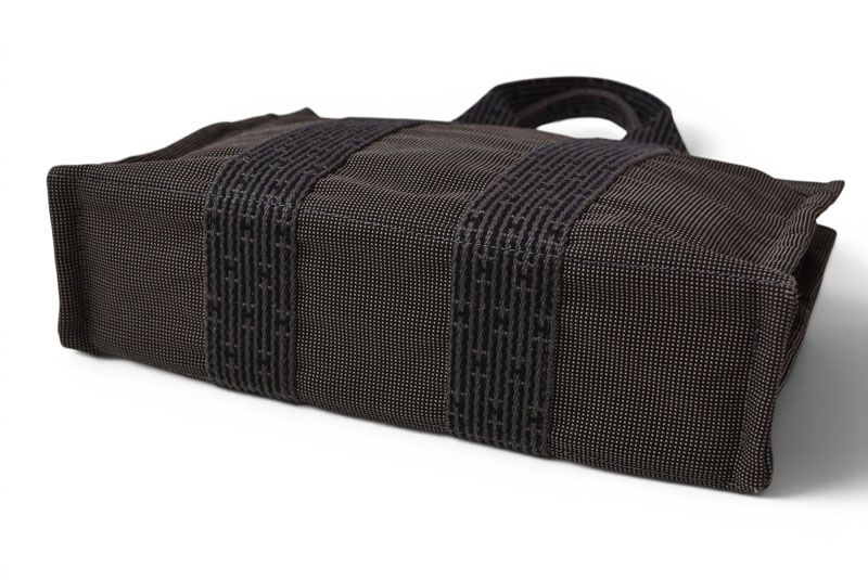 Hermes Tote Her Line PM Canvas Gray — view 5