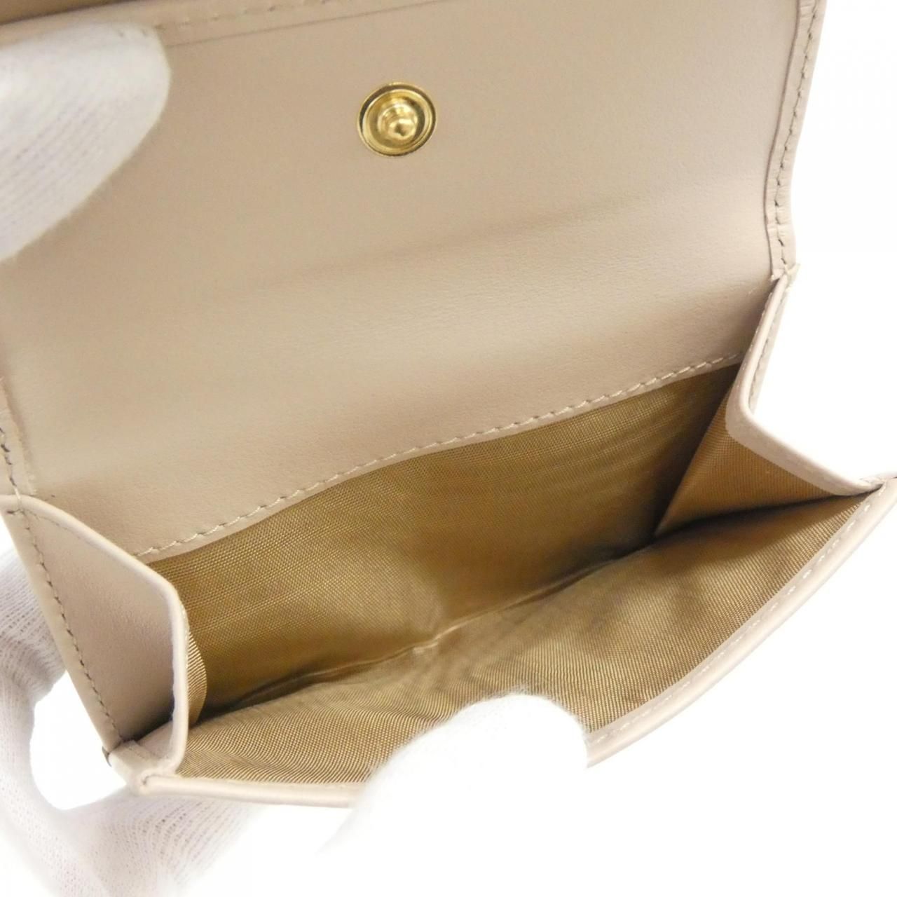Prada Wallet Gold — view 6