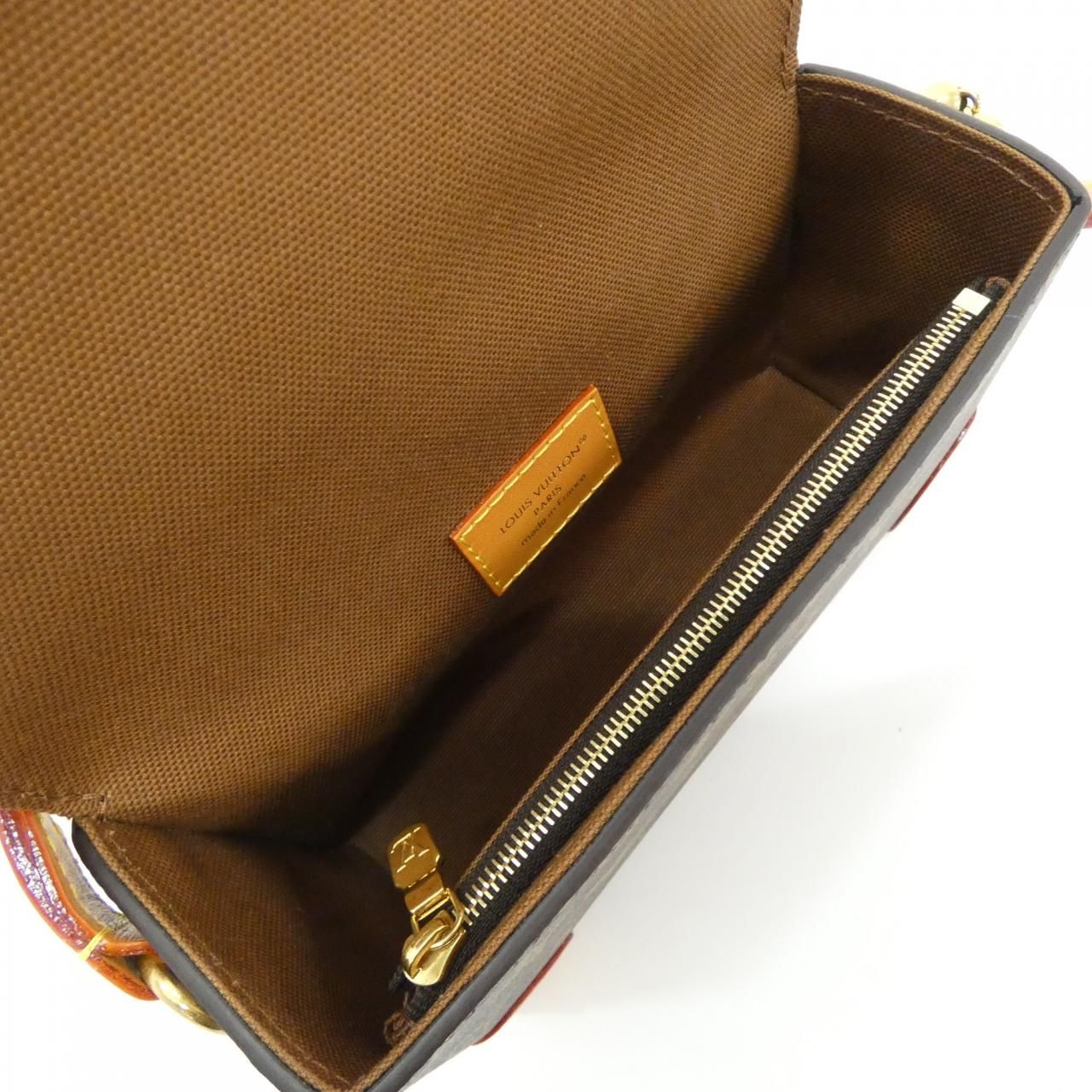Louis Vuitton Monogram Archive Steamer Wearable Wallet Shoulder — view 9