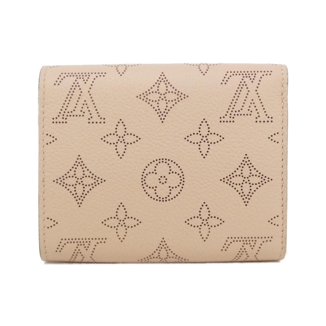 Louis Vuitton Mahina Portefeuille Iris Compact Wallet — view 2