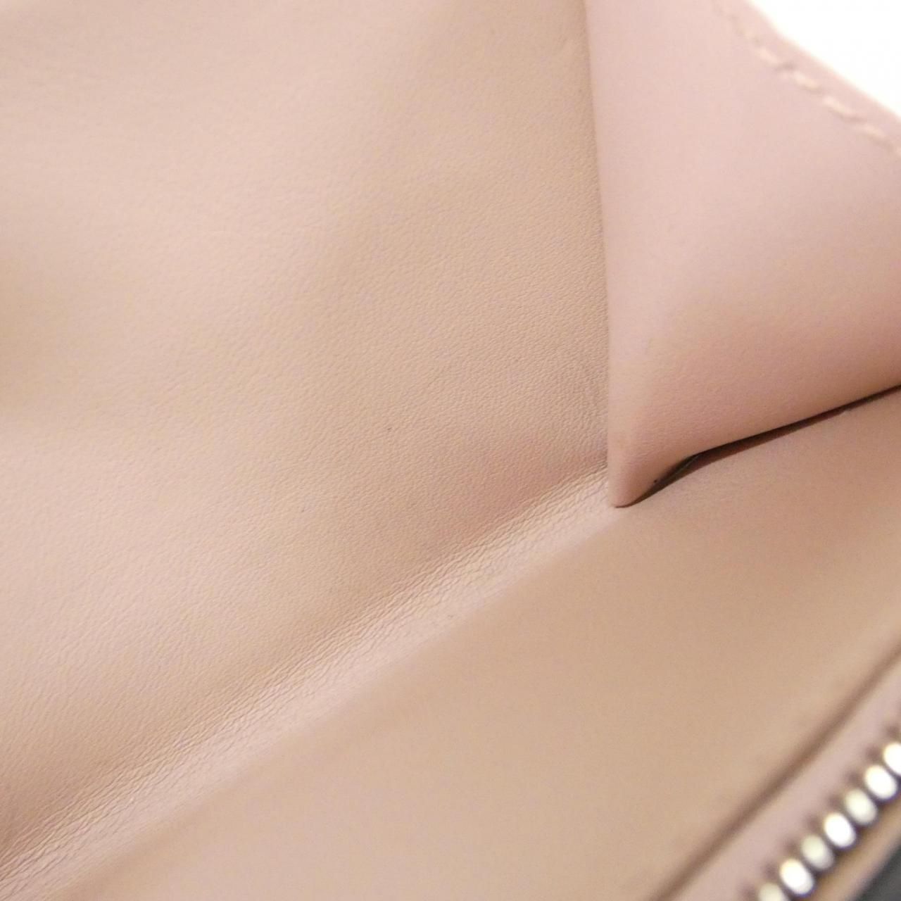 Louis Vuitton Mahina Portefeuille Iris Compact Wallet — view 5