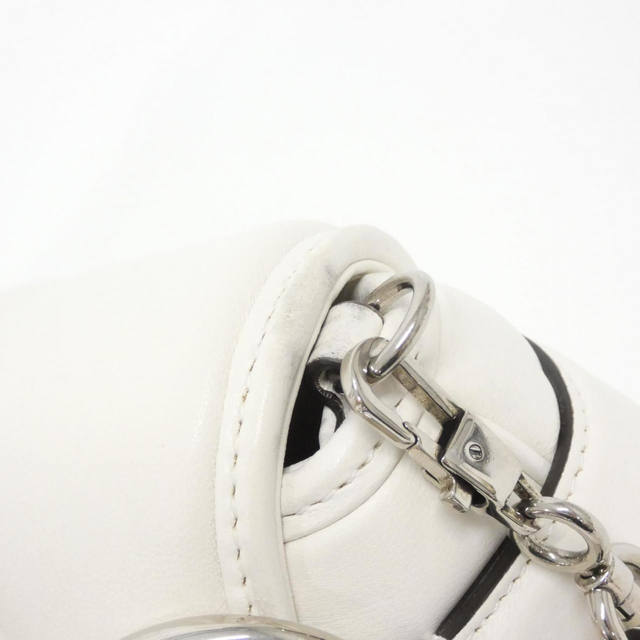 Gucci Shoulder Bag White — view 7