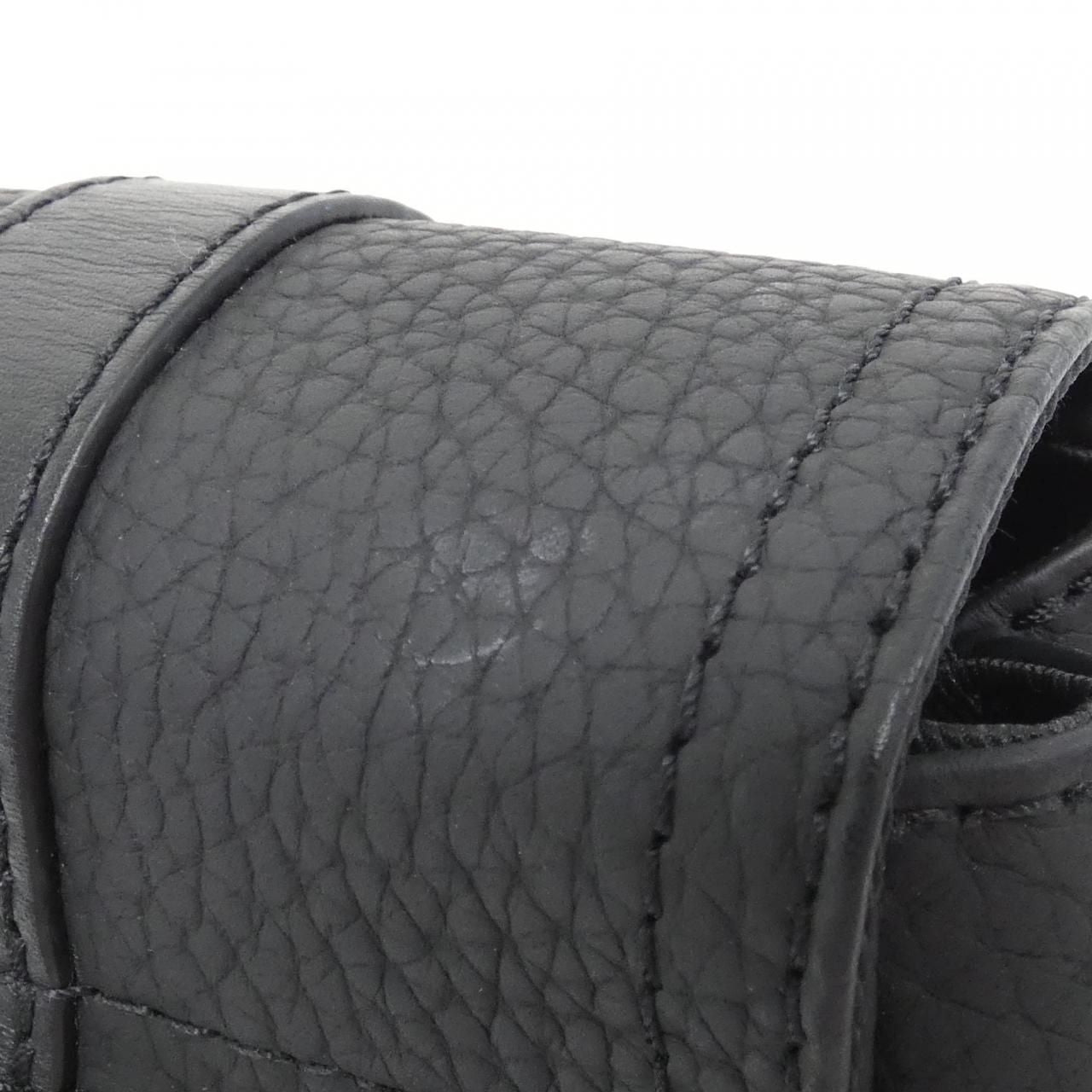 Louis Vuitton Taurillon Monogram Christopher XS Shoulder — view 4