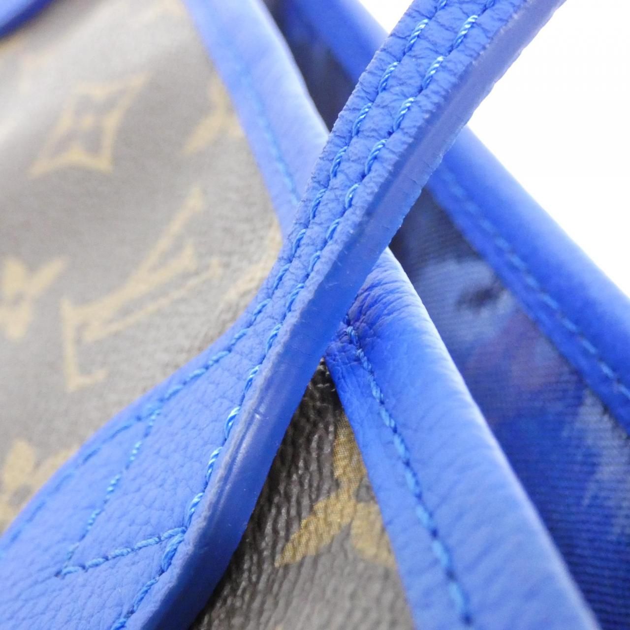 Louis Vuitton Monogram Flower Ikat Neverfull MM — view 4
