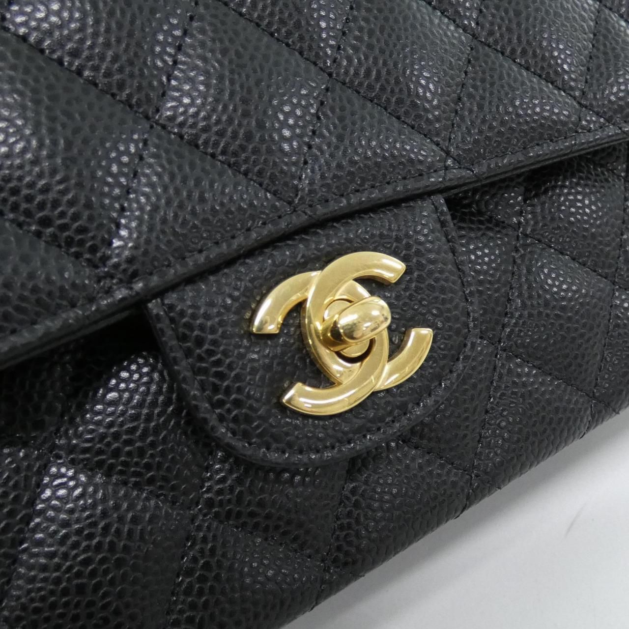 Chanel Shoulder Bag Black — view 4