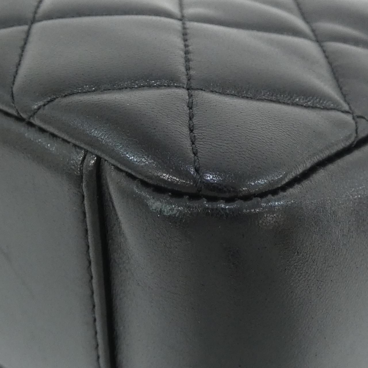 Chanel Bag Handbag Black — view 3
