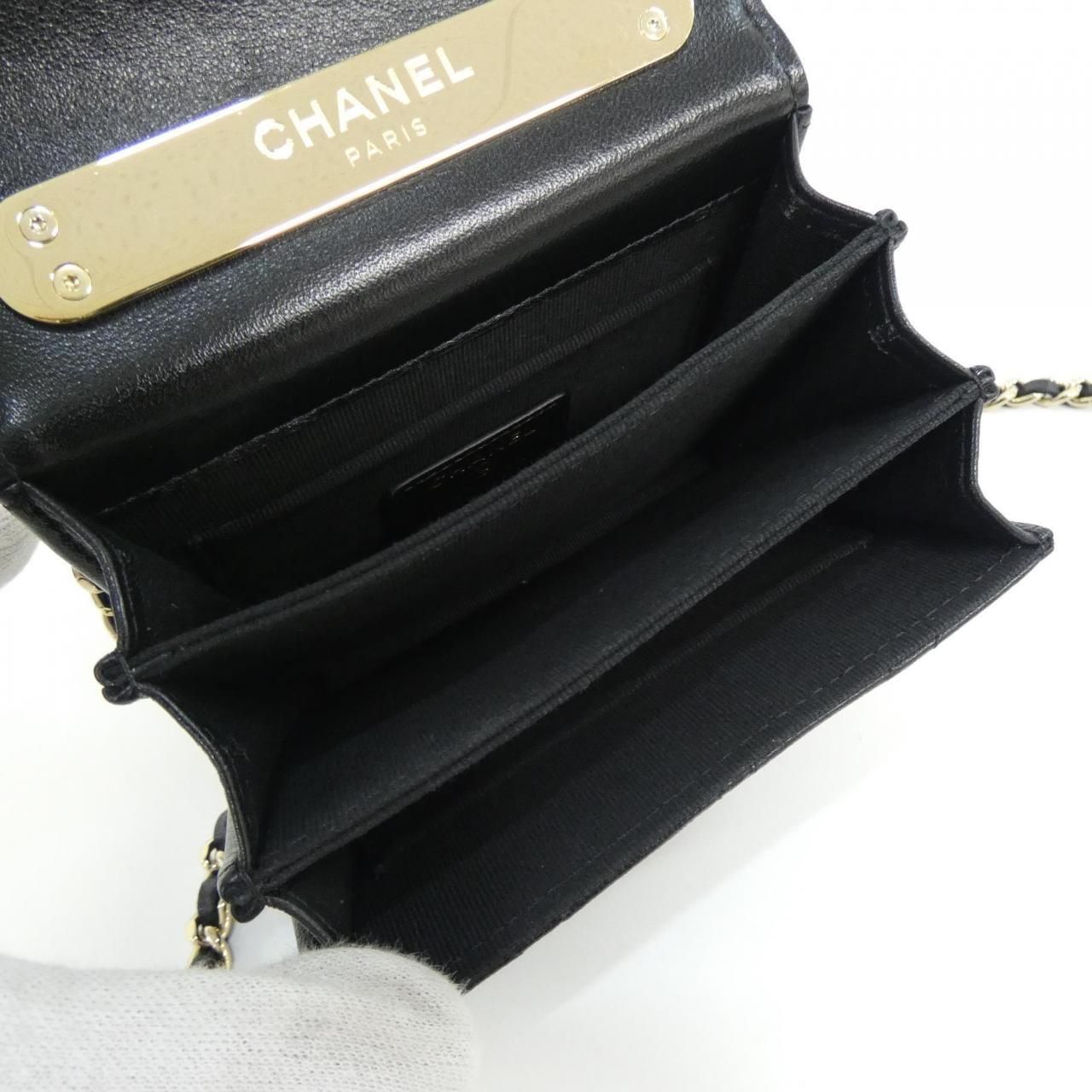 Chanel Shoulder Bag Black — view 7