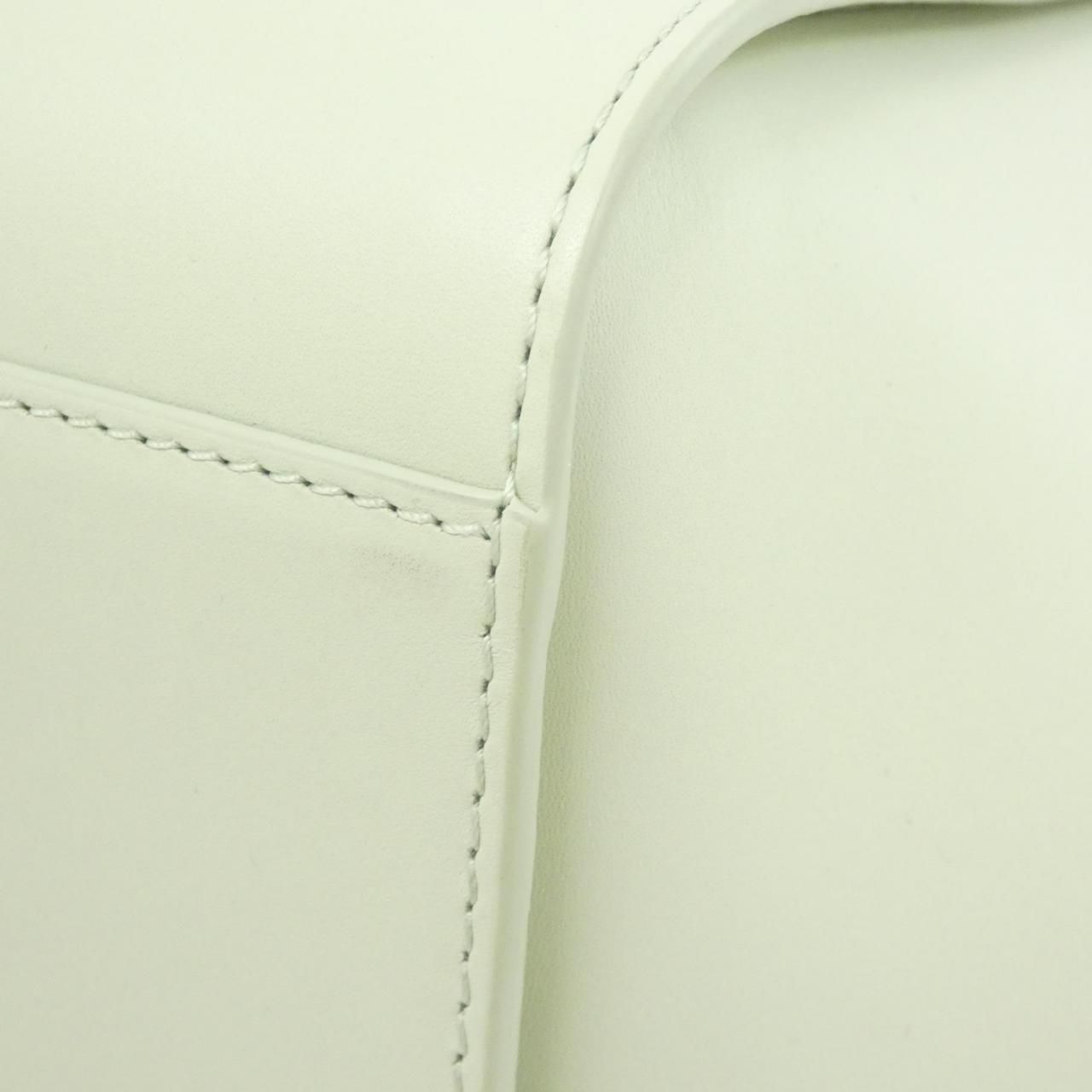 Loewe Hammock Compact Shoulder — view 3