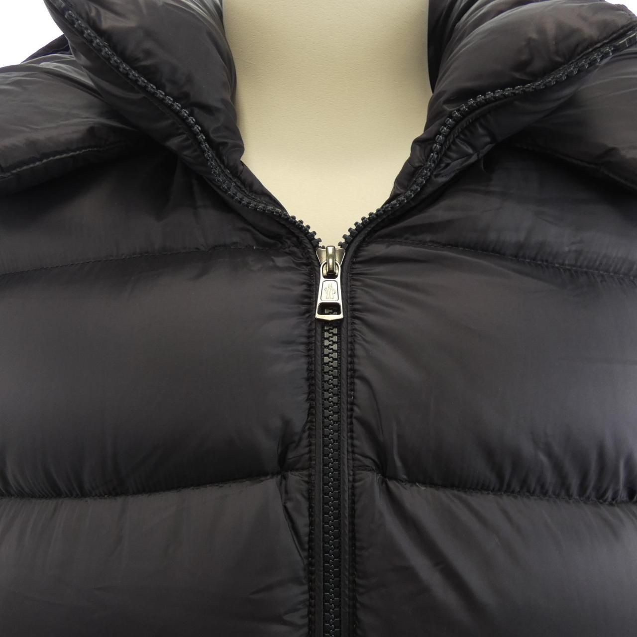 Moncler Willm Down Jacket — view 7