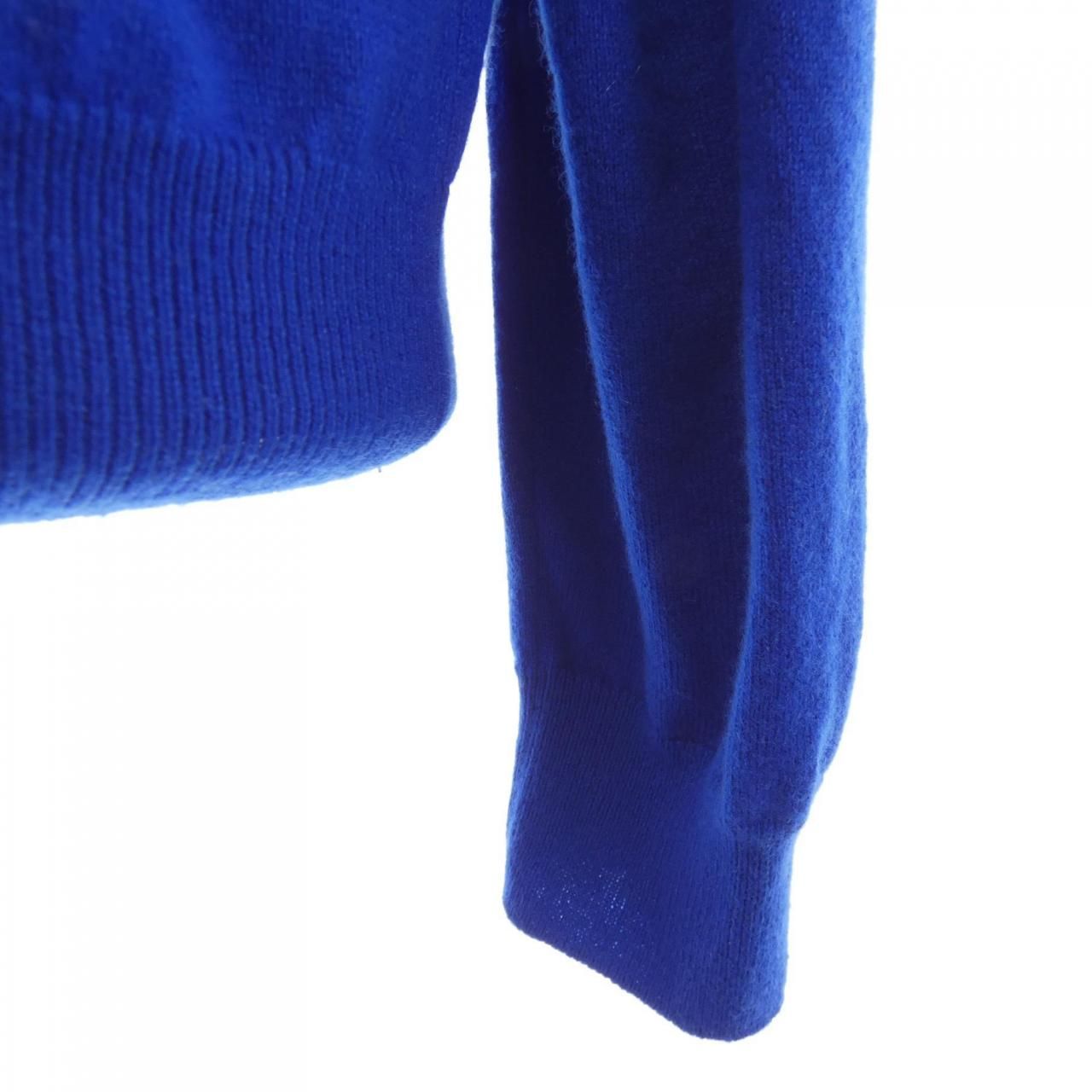 Louis Vuitton Embossed LV Cashmere Hoodie — view 6