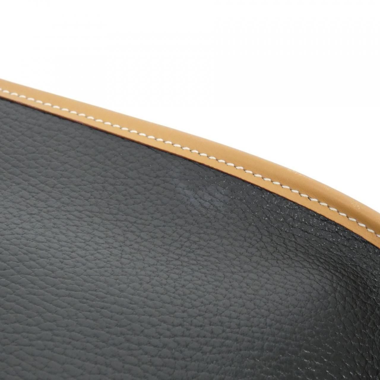Hermes Vintage Evelyne GM Shoulder — view 4