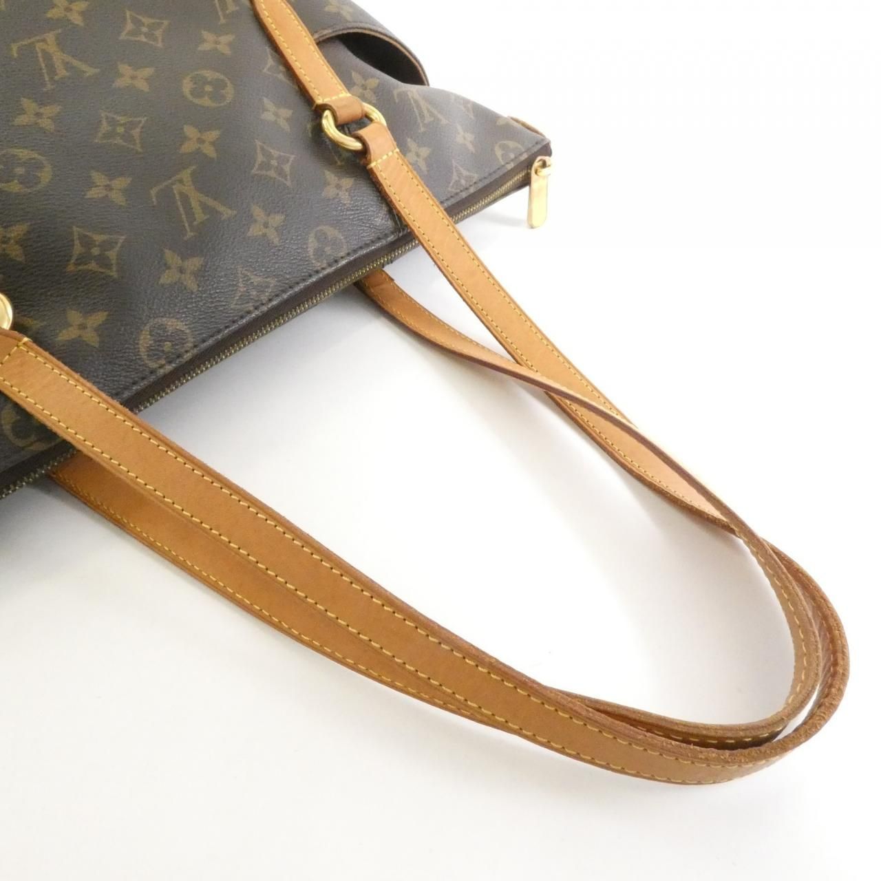Louis Vuitton Monogram Totally MM — view 5
