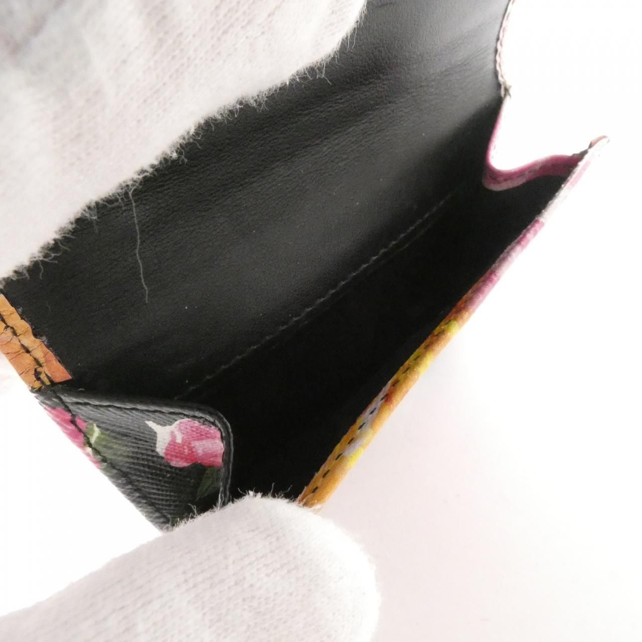 Prada Wallet Gold — view 8