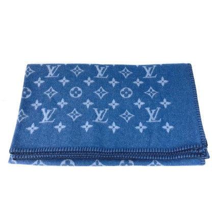 Louis Vuitton Logo Wool Blue Shoulder — view 3