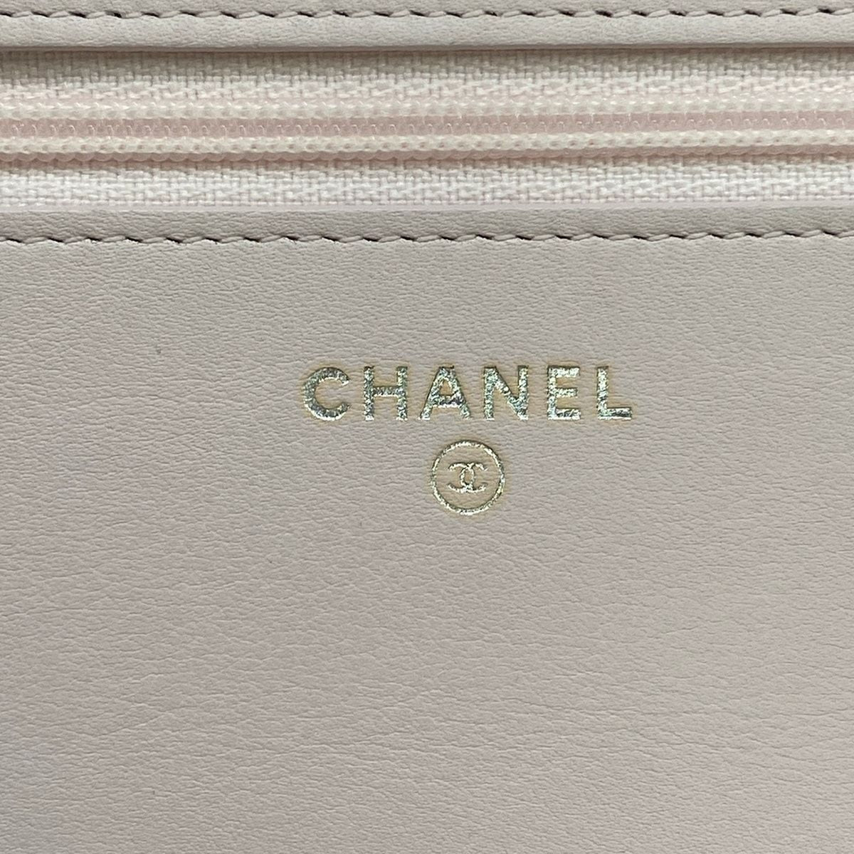 Chanel Wallet Light Pink Chain Silver Leather — view 6