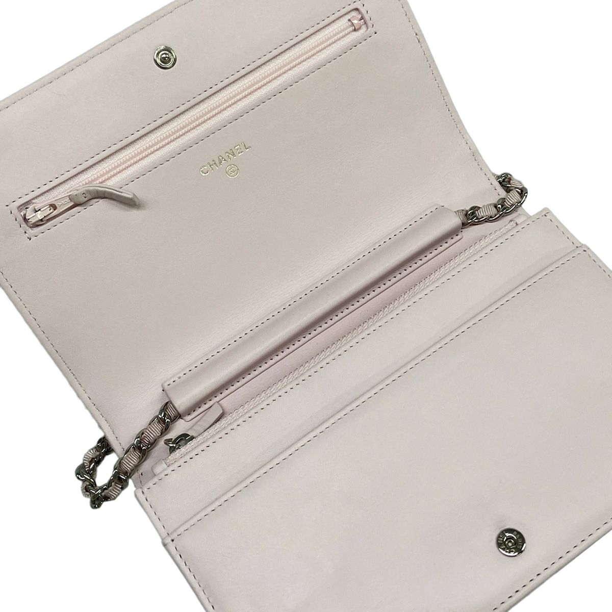 Chanel Wallet Light Pink Chain Silver Leather — view 3
