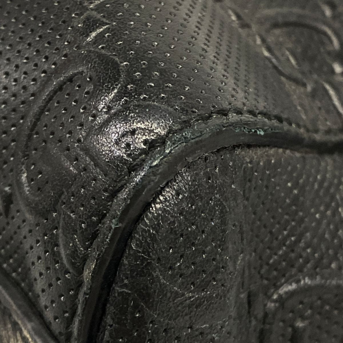 Gucci Business Bag GG Embossed Black Leather — view 6