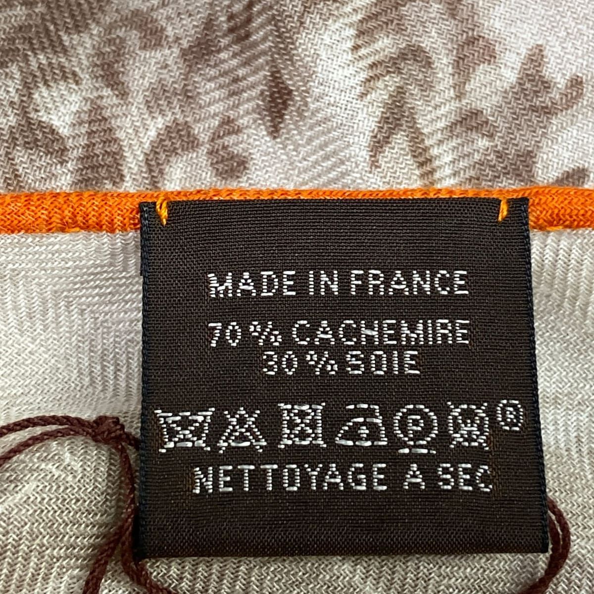 Hermes Shawl Triangle Jean Beige Orange Red Directly Under the Road Animal — view 4