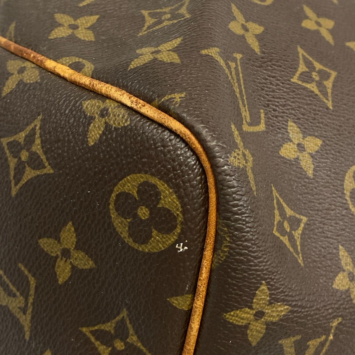 Louis Vuitton Boston Bag Monogram Keepall 45 — view 6