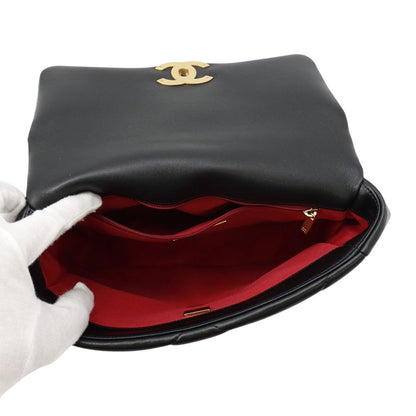 Chanel Chain Shoulder Bag 19 Quilted CC Logo Shiny Lambskin Black — view 5