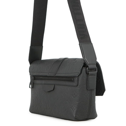 Louis Vuitton Shoulder Bag Monogram Taurillon S Cape Black — view 2
