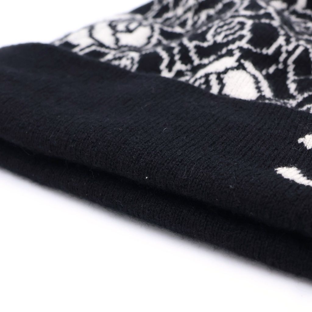 Chanel CC Logo Camellia Cashmere Knit Cap Beanie Hat Black — view 5