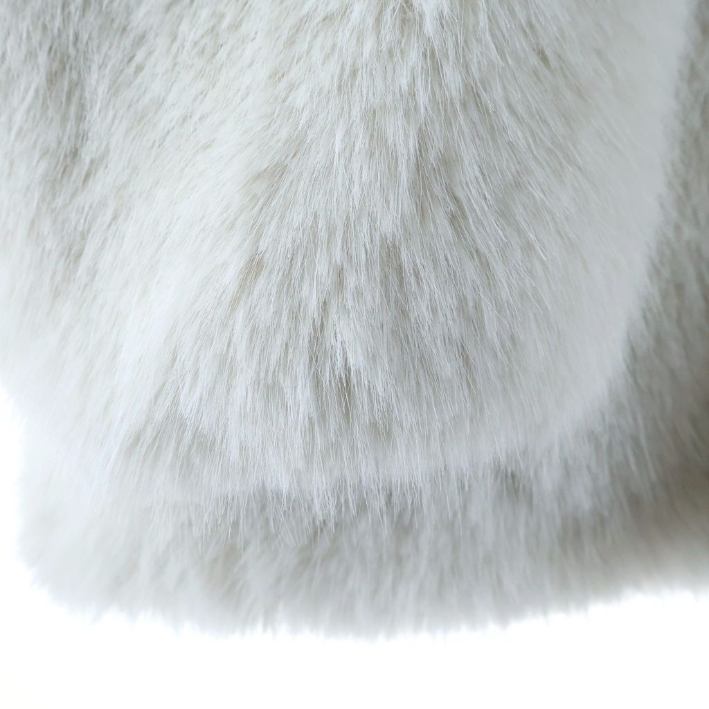 Balenciaga Extended BB Zip Up Fur Jacket White — view 6