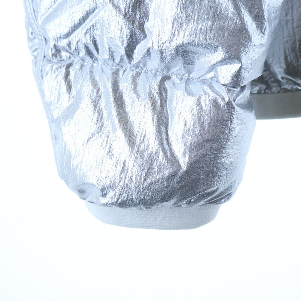 Moncler Freville Reversible Down Jacket White — view 6