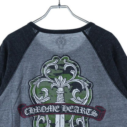 Chrome Hearts Henry L S T-Shirt Vine Daga Print Henley Neck 3/4 Sleeve Gray — view 4