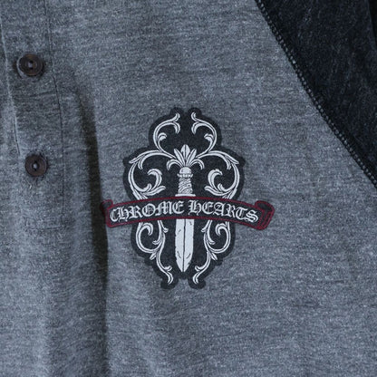 Chrome Hearts Henry L S T-Shirt Vine Daga Print Henley Neck 3/4 Sleeve Gray — view 5