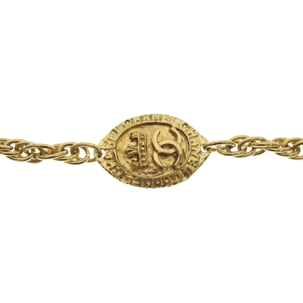 Chanel CC Logo Long Chain Pendant Gold — view 3