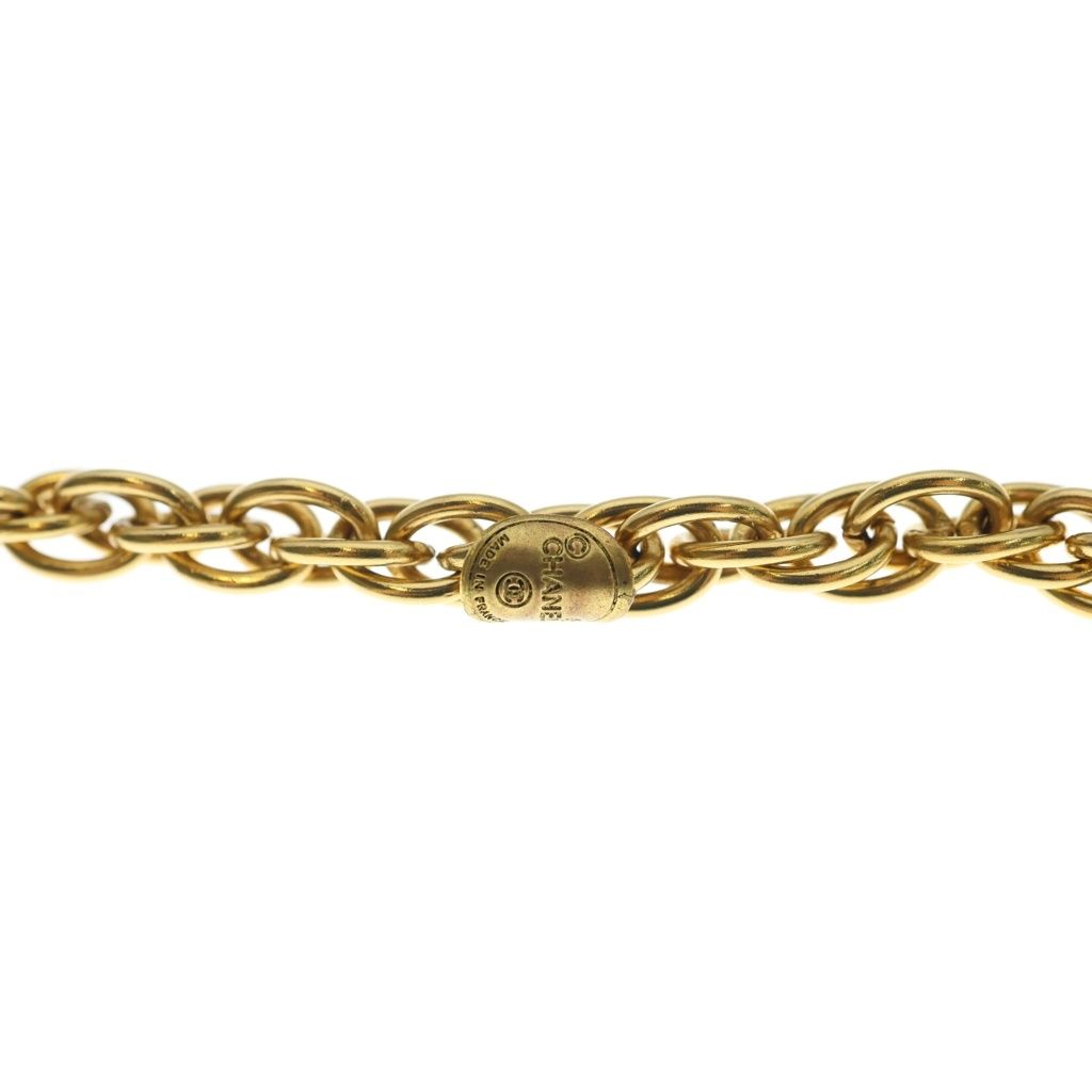 Chanel CC Logo Long Chain Pendant Gold — view 5