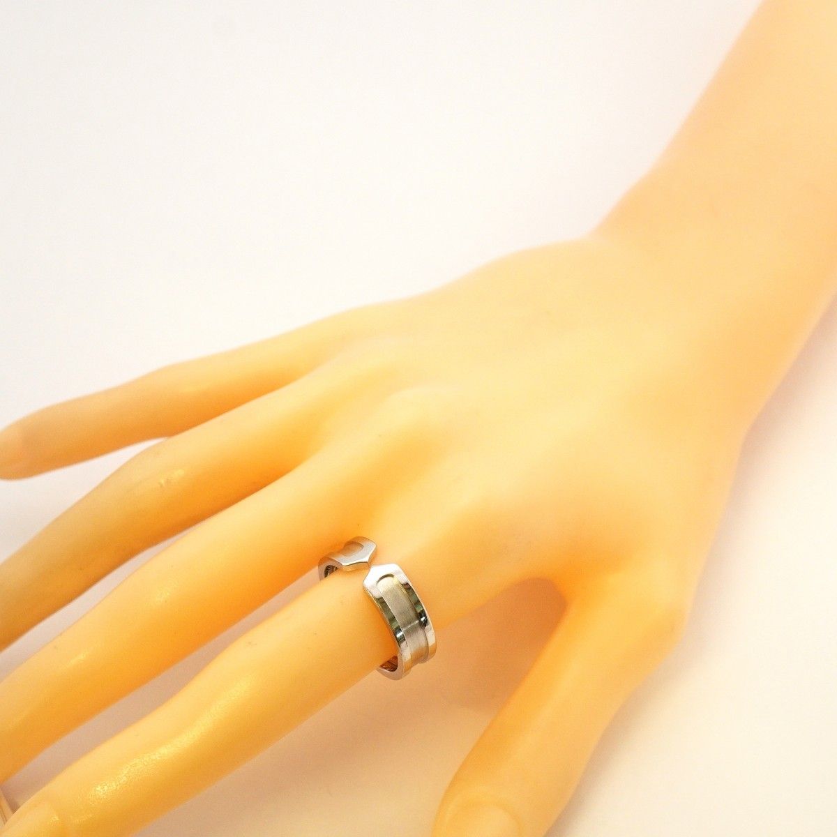 Cartier Ring 2C 18k White Gold — view 7