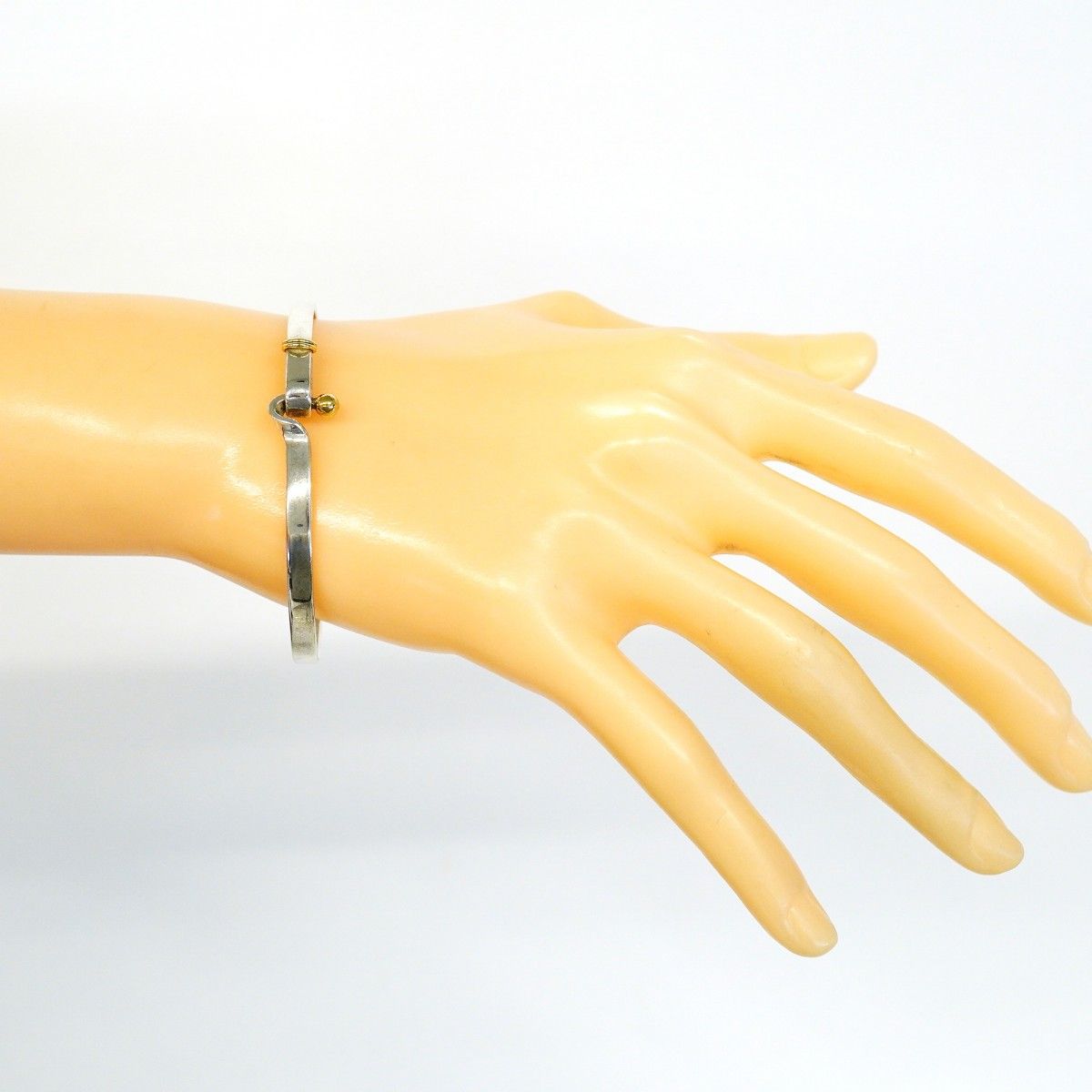 Tiffany & Co Bangle Hook Eye 18k Yellow Gold 925 Sterling Silver Bracelet — view 7