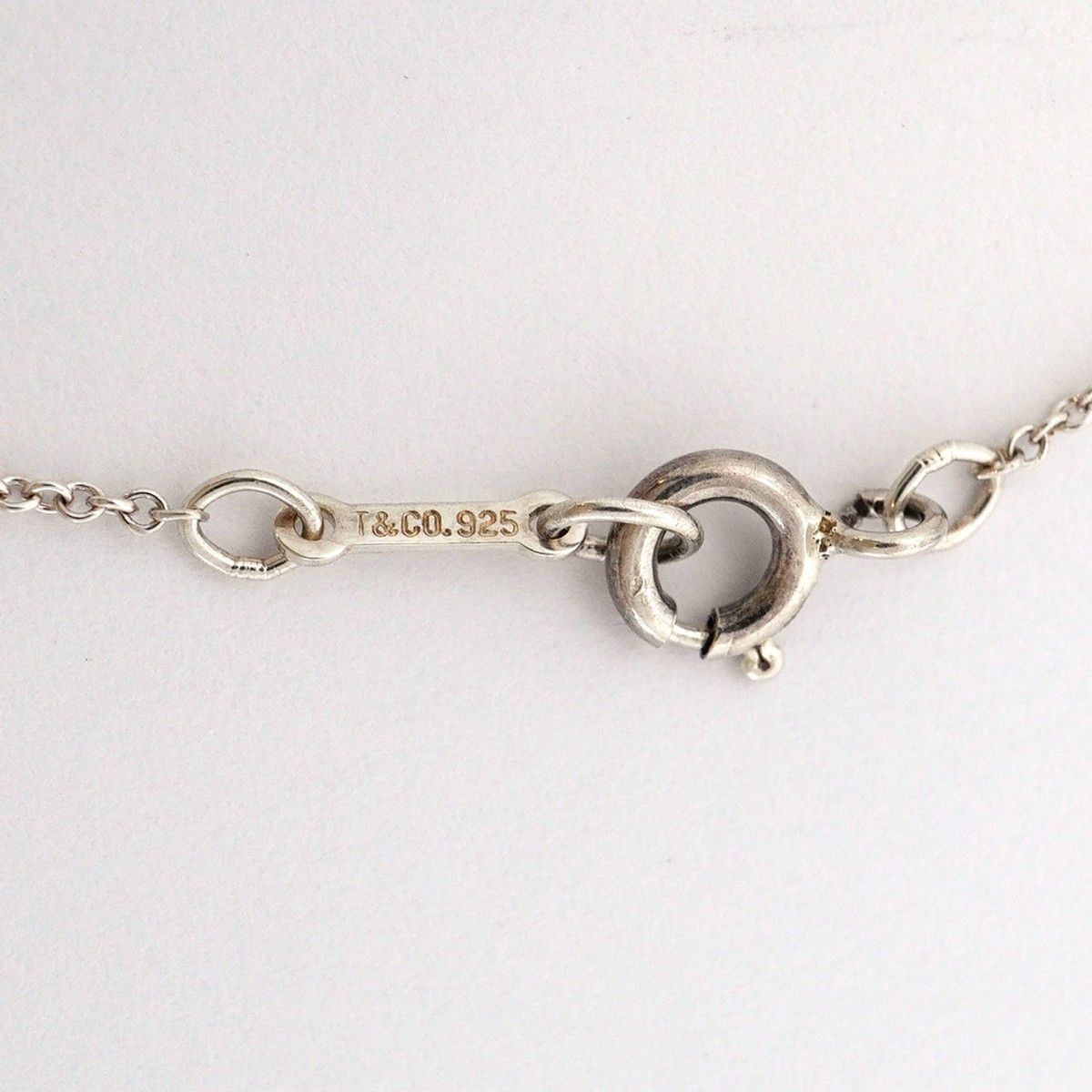 Tiffany & Co Necklace Loving Silver — view 4