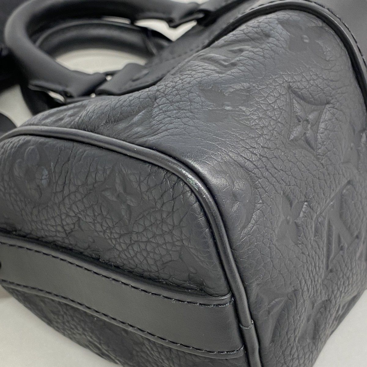 Louis Vuitton Handbag Taurillon Keepall Bandouliere 25 Noir 2-Way — view 6