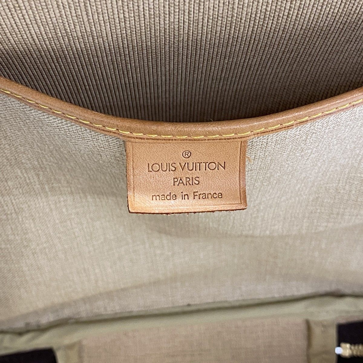 Louis Vuitton Handbag Monogram Excursion Brown — view 5