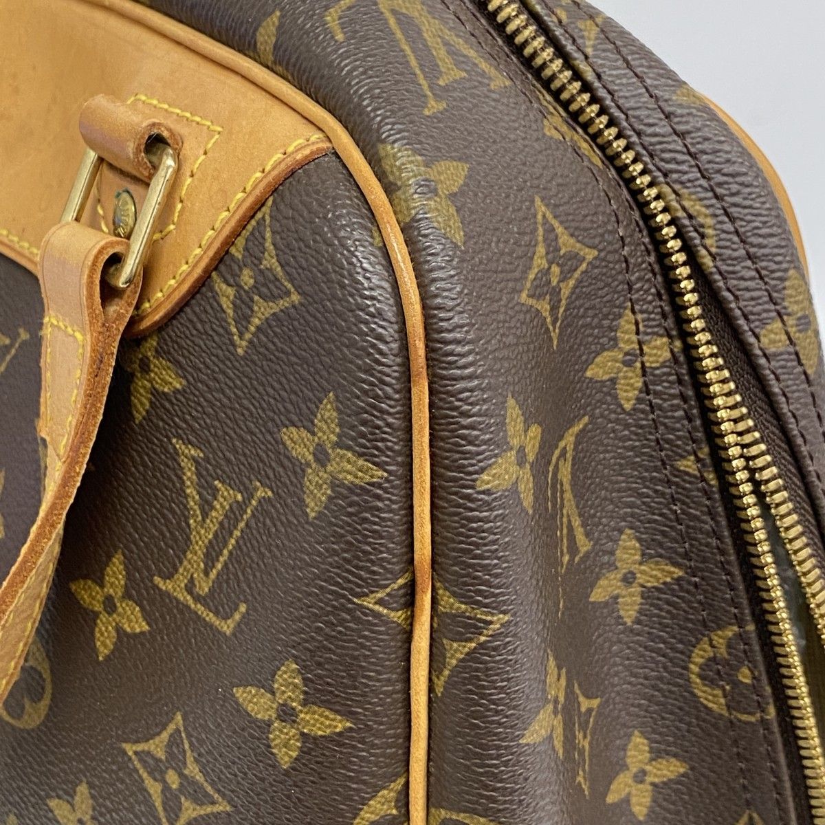 Louis Vuitton Handbag Monogram Excursion Brown — view 8