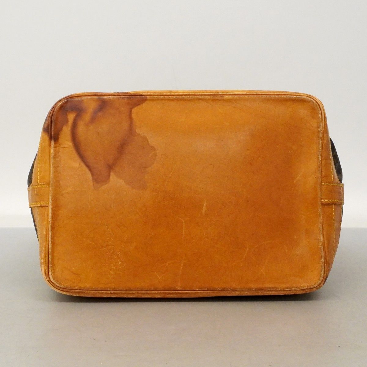 Louis Vuitton Shoulder Bag Monogram Noe Brown — view 3