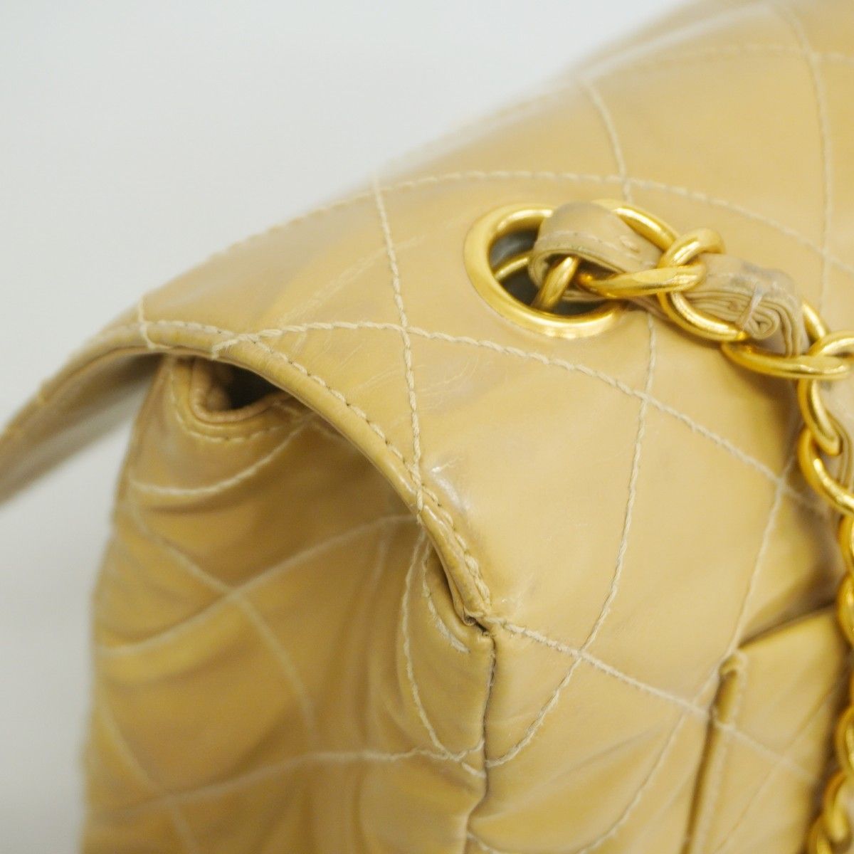 Chanel Shoulder Bag Quilted Patent Leather Beige Gold — view 7