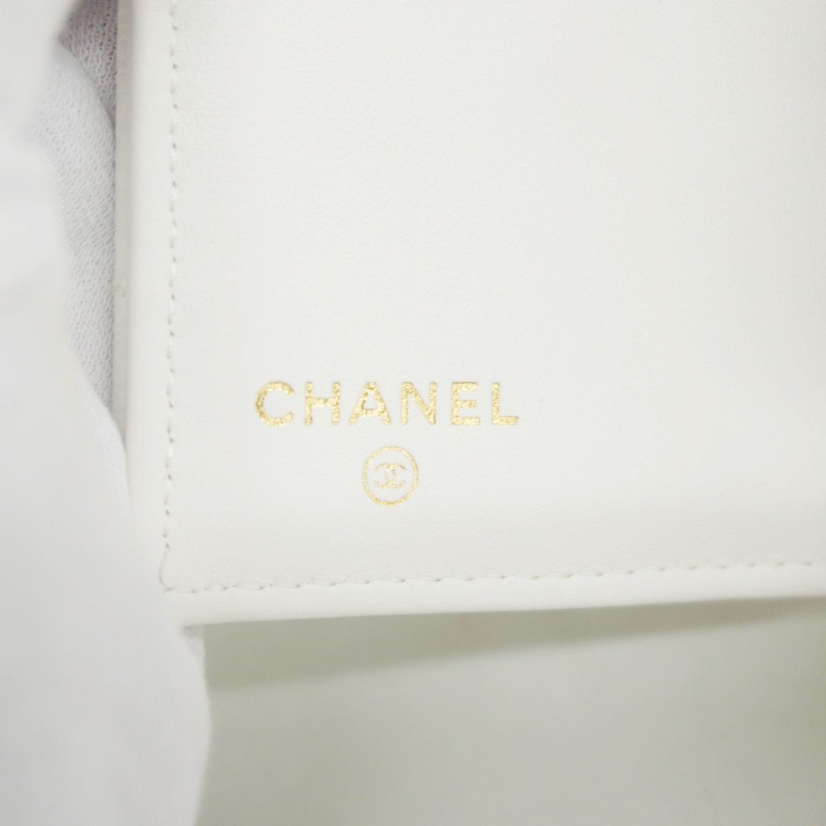 Chanel Trifold Wallet Quilted Caviar Leather White Gold — view 4