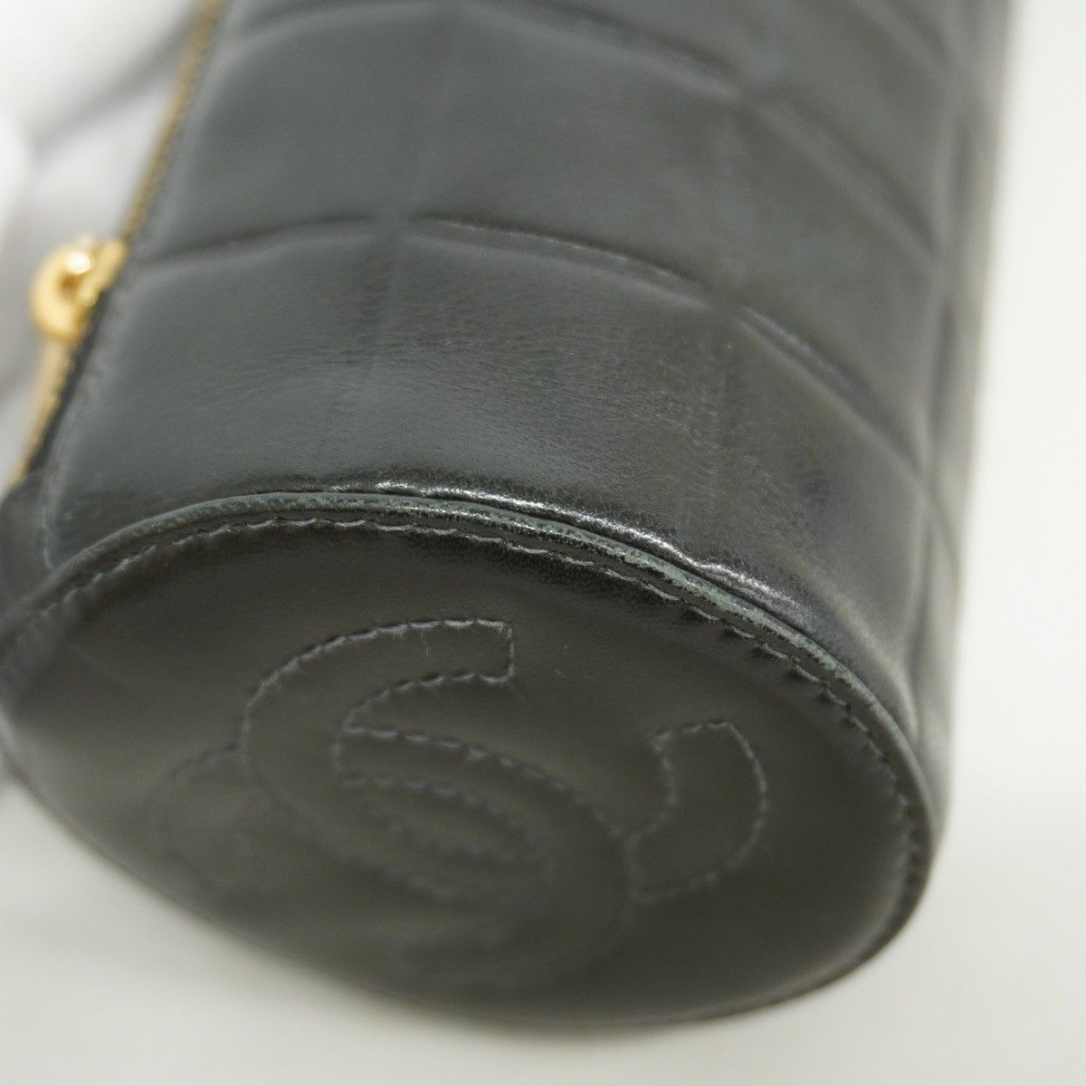 Chanel Pen Case Choco Bar Lambskin Black Gold — view 6