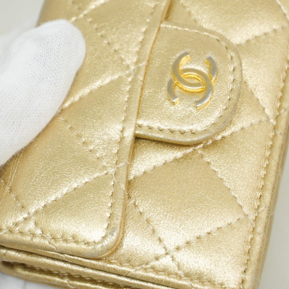 Chanel Trifold Wallet Quilted Lambskin Gold — view 6