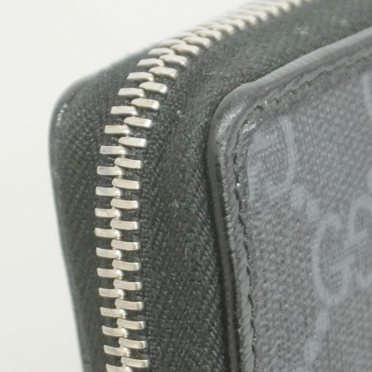 Gucci Wallet GG Supreme Interlocking Leather Black Silver — view 6