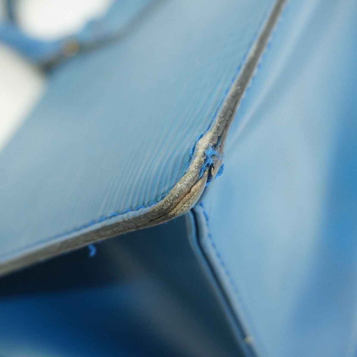 Louis Vuitton Handbag Epi Sac Triangle Toledo Blue — view 6