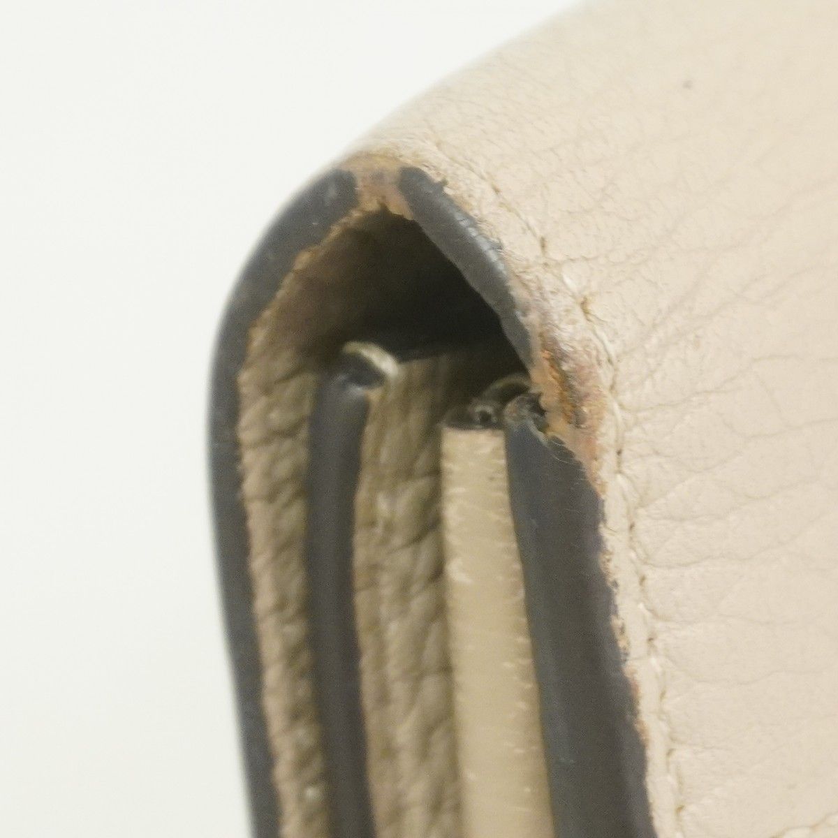 Louis Vuitton Wallet Taurillon Portefeuille Capucines Galle — view 6