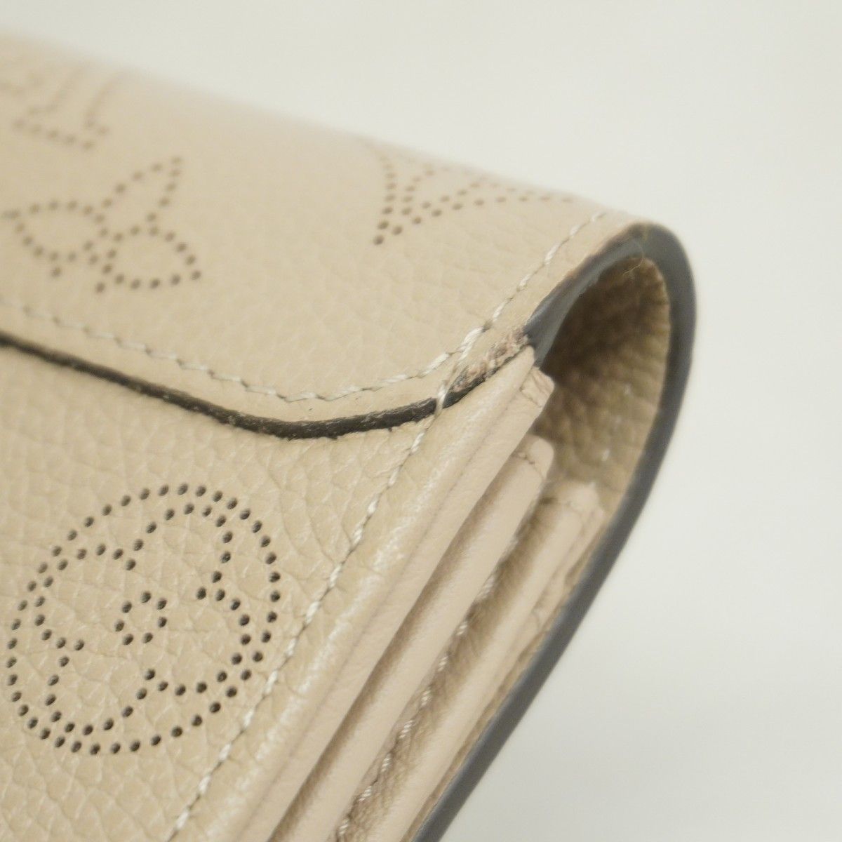 Louis Vuitton Wallet Mahina Portefeuille Iris Galle — view 7