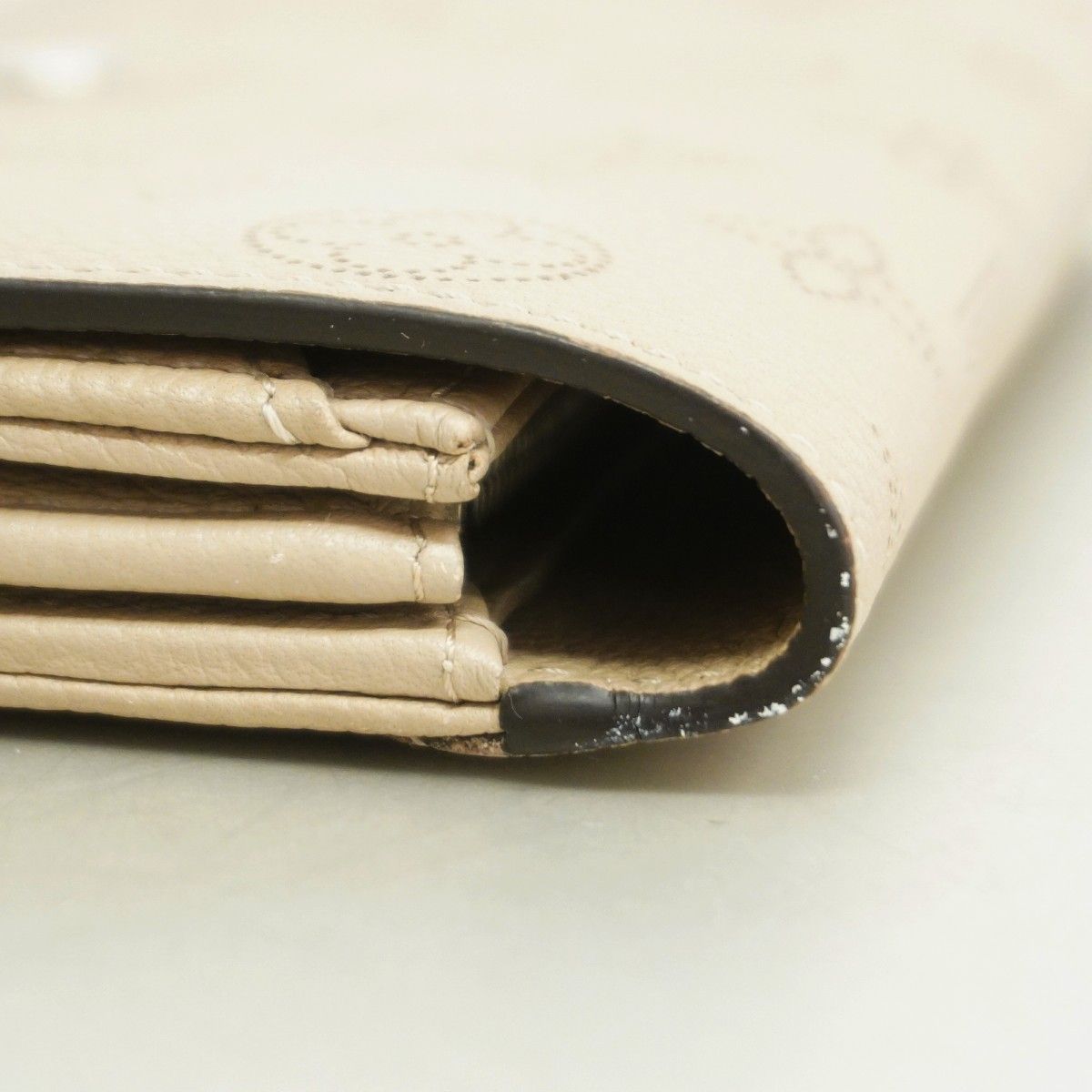 Louis Vuitton Wallet Mahina Portefeuille Iris Galle — view 6