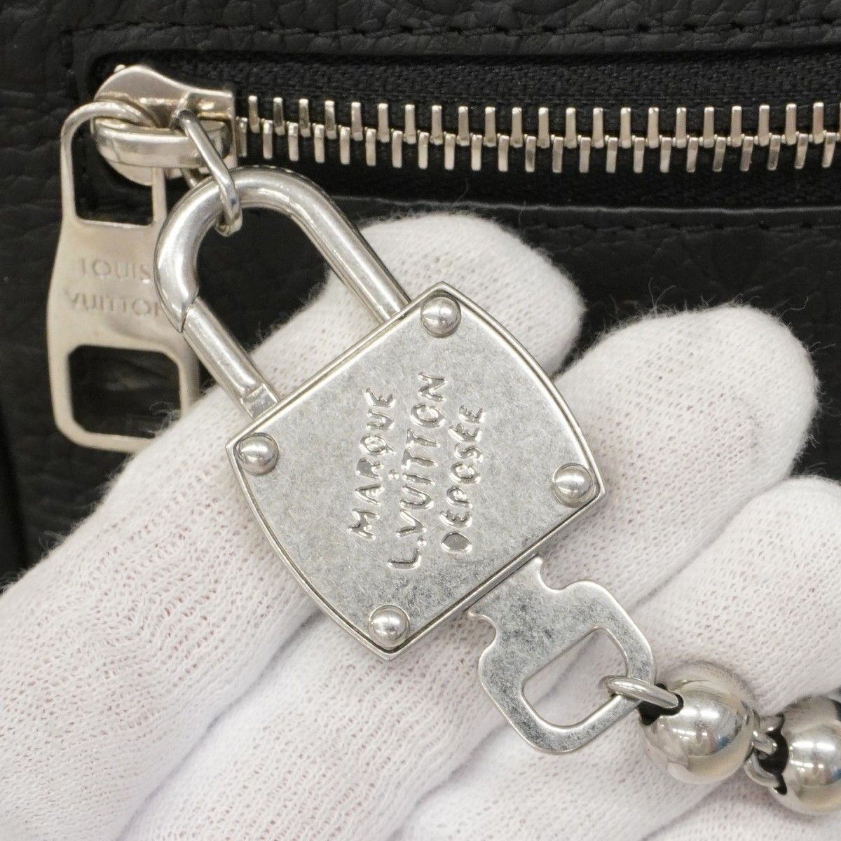 Louis Vuitton Shoulder Bag Taurillon Mini Soft Trunk Black — view 8